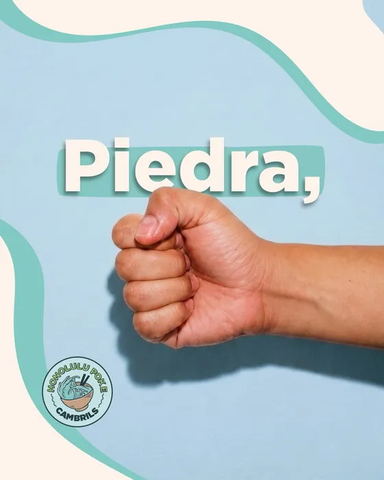 Papel le gana a piedra. 🗿
Tijera le gana a papel. ✂️

Pero al sabor de Honolulu Poke… no le gana nadie. 🥢🔥

¿Apostamos? 🗿🫲🏻
